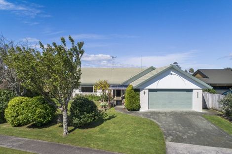 Photo of property in 1 Belmont Rise, Katikati, 3129