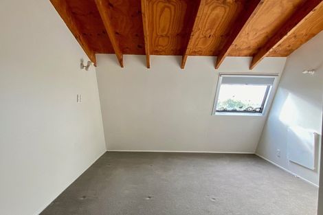 Photo of property in 563 Mangaone Road, Halcombe, Feilding, 4779