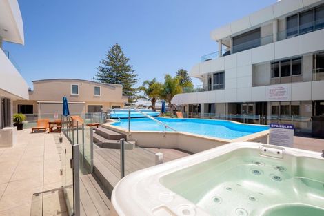 Photo of property in Anchorage Apartments, 301/36 Victoria Road, Mount Maunganui, 3116