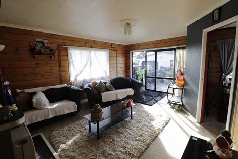 Photo of property in 21 Manuka Street, Castlecliff, Whanganui, 4501