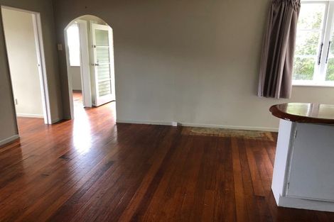 Photo of property in 11 Pukemiro Road, Te Kamo, Whangarei, 0112