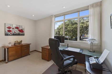 Photo of property in The Sands Apartments, 18/47 The Strand, Takapuna, Auckland, 0622