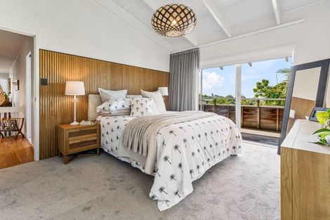 Photo of property in 25 Maxwelton Drive, Mairangi Bay, Auckland, 0630