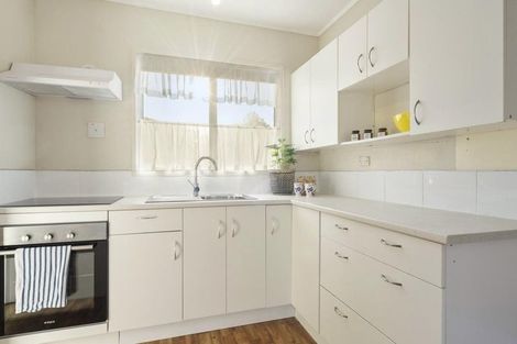 Photo of property in 23 Clemow Road, Fitzroy, New Plymouth, 4312