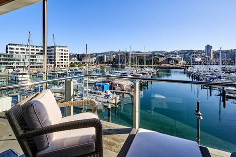 Photo of property in Clyde Quay Wharf, 2b/6 Clyde Quay Wharf, Te Aro, Wellington, 6011