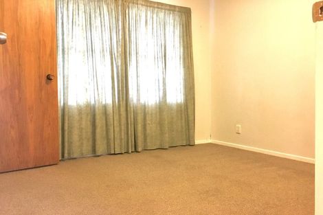 Photo of property in 2/39 Alfriston Road, Manurewa East, Auckland, 2102