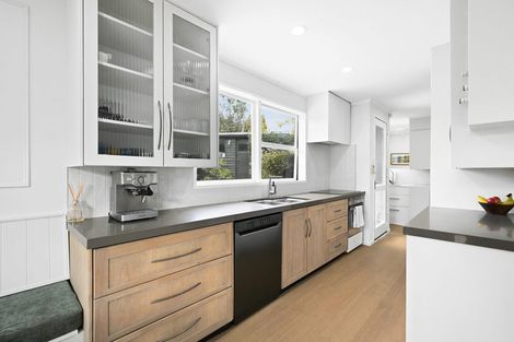 Photo of property in 30 Acacia Crescent, Glenview, Hamilton, 3206