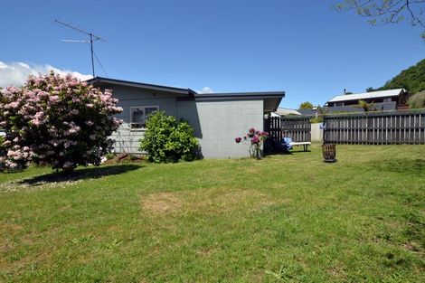 Photo of property in 2/6 Shera Street, Acacia Bay, Taupo, 3330