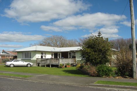 Photo of property in 17 Wilson Street, Bulls, 4818