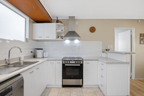 Photo of property in 14a Edwards Court, Pukekohe, 2120