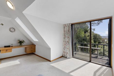 Photo of property in 18 Marama Terrace, Eastbourne, Lower Hutt, 5013