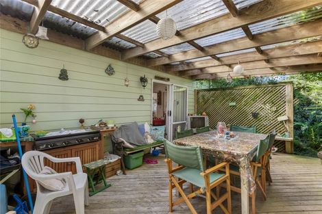 Photo of property in 2/36 Gosford Drive, Botany Downs, Auckland, 2010