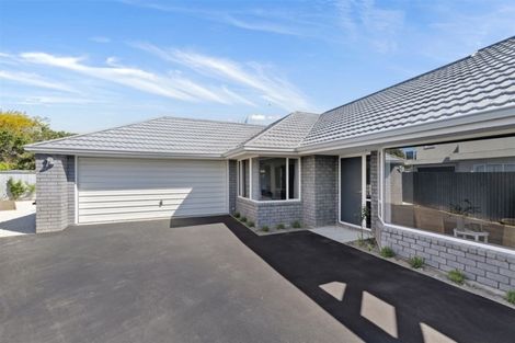 Photo of property in 9 Parkwood Place, Parklands, Christchurch, 8083