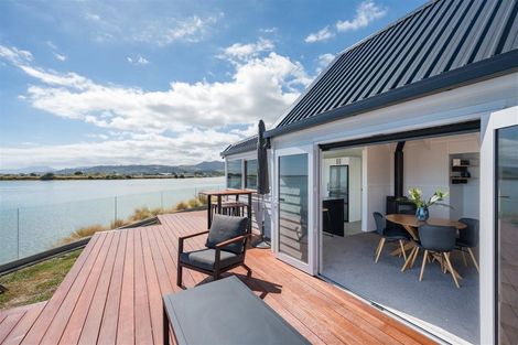 Photo of property in 6 Martin Street, Monaco, Nelson, 7011