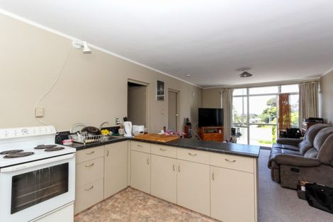 Photo of property in 8/75 Carrington Street, Lower Vogeltown, New Plymouth, 4310