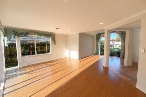Photo of property in 143 Burswood Drive, Burswood, Auckland, 2013