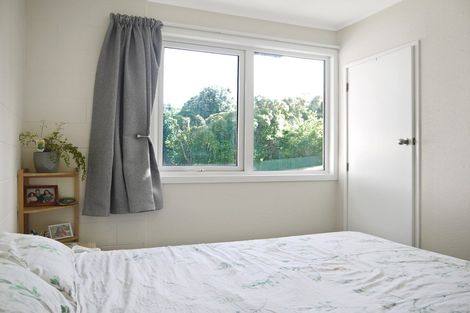 Photo of property in 3/12 Thornley Street, Titahi Bay, Porirua, 5022