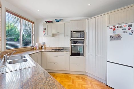 Photo of property in 2/6 Crete Avenue, Milford, Auckland, 0620