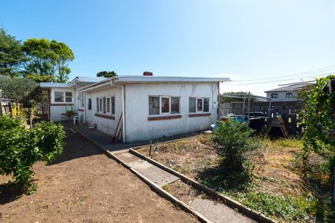 Photo of property in 2a Colin Street, Mangere, Auckland, 2022