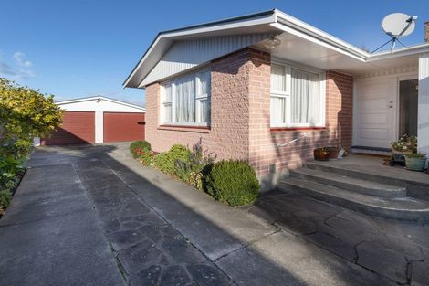 Photo of property in 12 Penwood Street, Russley, Christchurch, 8042