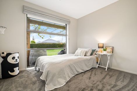 Photo of property in 19 Beaumont Drive, Rolleston, 7614