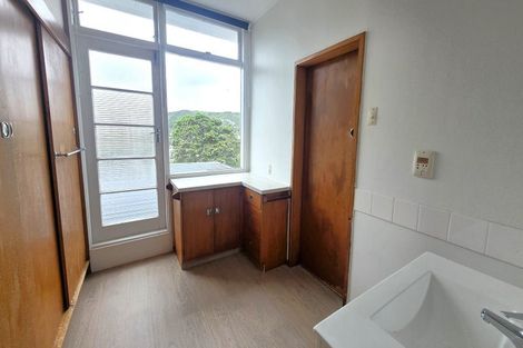 Photo of property in 75 Chamberlain Road, Karori, Wellington, 6012