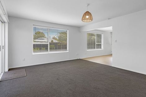 Photo of property in 2/10 Brogar Place, Casebrook, Christchurch, 8051