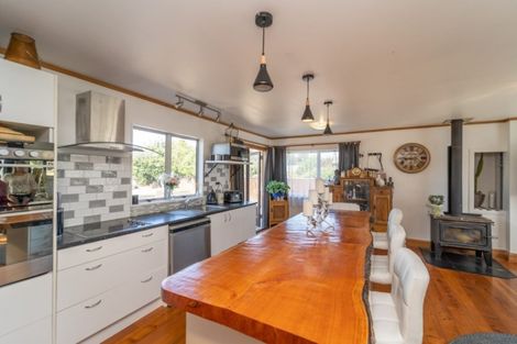 Photo of property in 13 Philip Street, Carterton, 5713