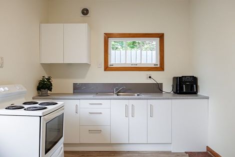 Photo of property in 38-40 Shakespeare Road, Bluff Hill, Napier, 4110