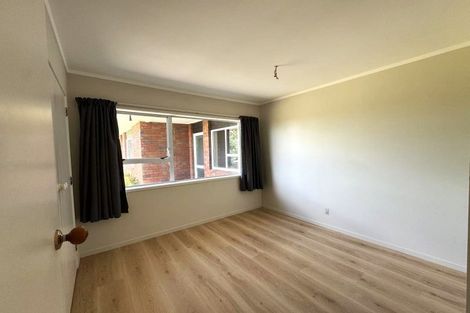 Photo of property in 74 Deacon Road, Riverhead, Kumeu, 0892