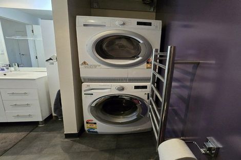 Photo of property in St Peters Apartments, 8a/192 Willis Street, Te Aro, Wellington, 6011