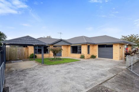 Photo of property in 150b Winchester Street, Levin, 5510