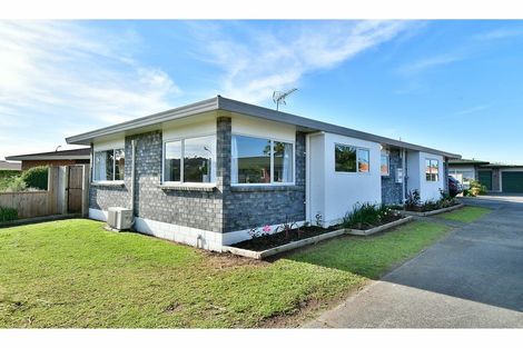 Photo of property in 34a Lakeside Drive, Orewa, 0931
