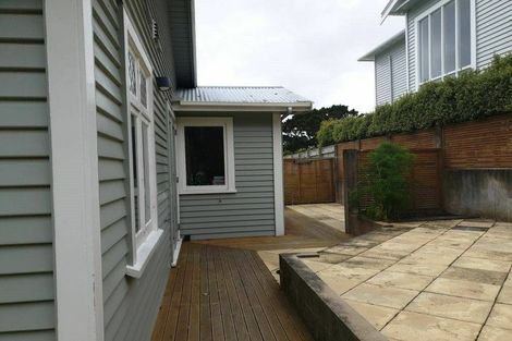 Photo of property in 1 Espin Crescent, Karori, Wellington, 6012