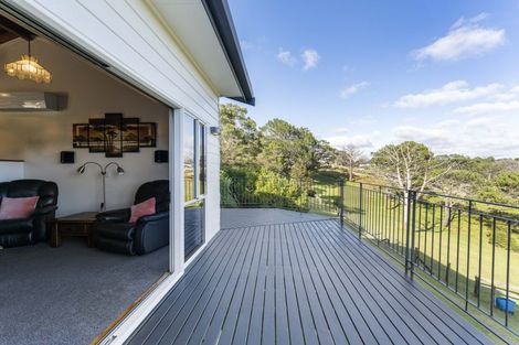 Photo of property in 23 Crows Road, Swanson, Auckland, 0614