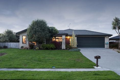 Photo of property in 11 Aspen Way, Kelvin Grove, Palmerston North, 4414