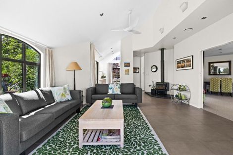 Photo of property in 100 Kopanga Road, Havelock North, 4130