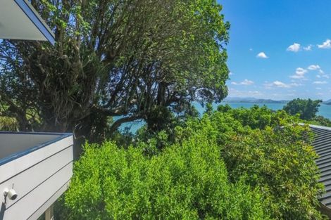 Photo of property in 100 Manganese Point Road, Tamaterau, Whangarei, 0174