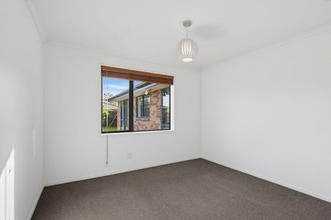 Photo of property in 46 Riverside Drive, Waiuku, 2123