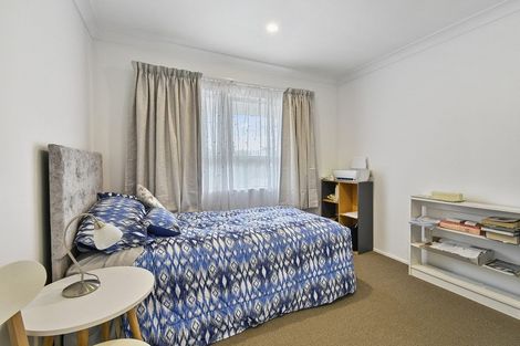 Photo of property in 2/5 King Edward Avenue, Papakura, 2110