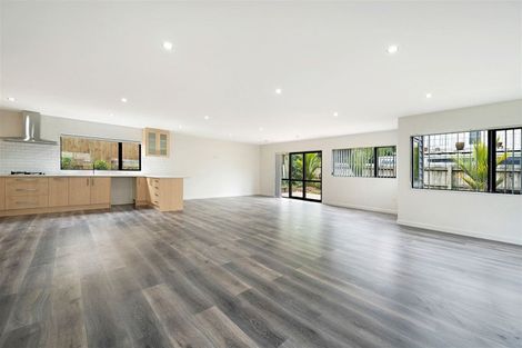 Photo of property in 16a Glen Marine Parade, Glendene, Auckland, 0602