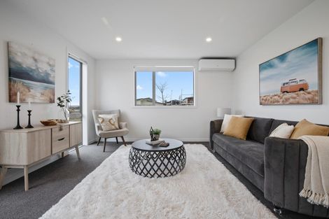 Photo of property in 11 Waikohi Avenue, Glenbrook, Waiuku, 2681