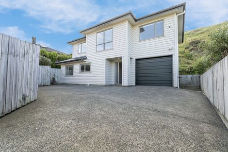 Photo of property in 14 Gifford Grove, Churton Park, Wellington, 6037