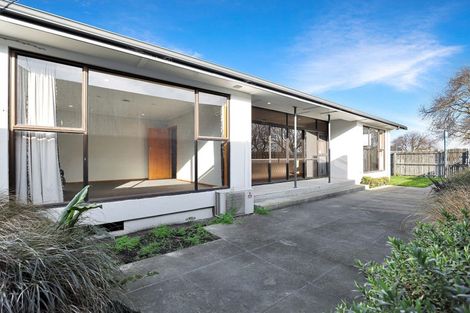 Photo of property in 17 Mona Square, Ashburton, 7700