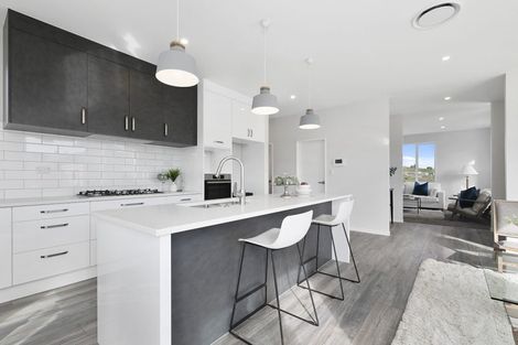 Photo of property in 10 Bine Crescent, Orewa, 0931