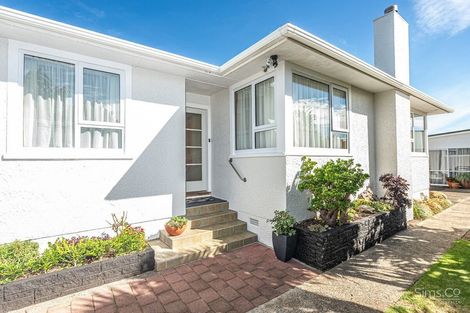Photo of property in 34 Selwyn Crescent, College Estate, Whanganui, 4500