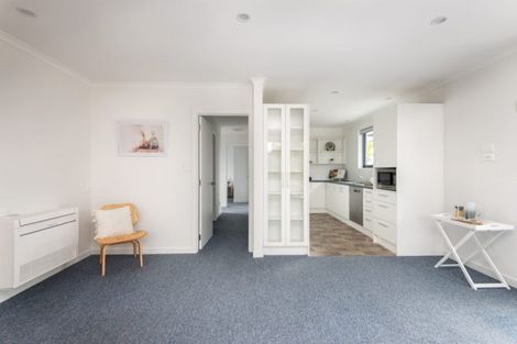 Photo of property in 1/241 Fifield Terrace, Opawa, Christchurch, 8023