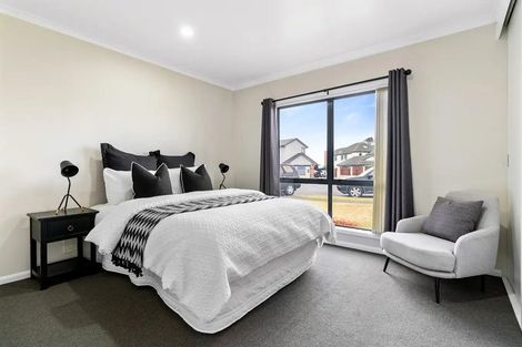 Photo of property in 8 Samara Place, Clendon Park, Auckland, 2103