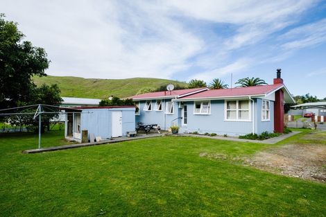 Photo of property in 8 Curie Place, Outer Kaiti, Gisborne, 4010