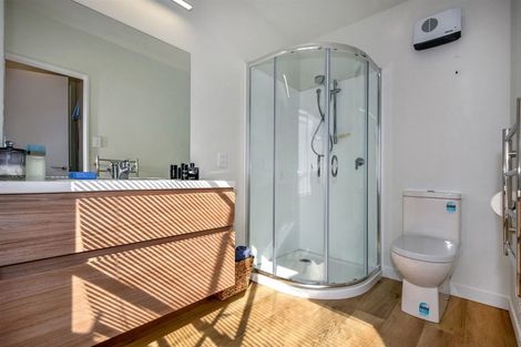 Photo of property in 43 Effingham Street, North New Brighton, Christchurch, 8083